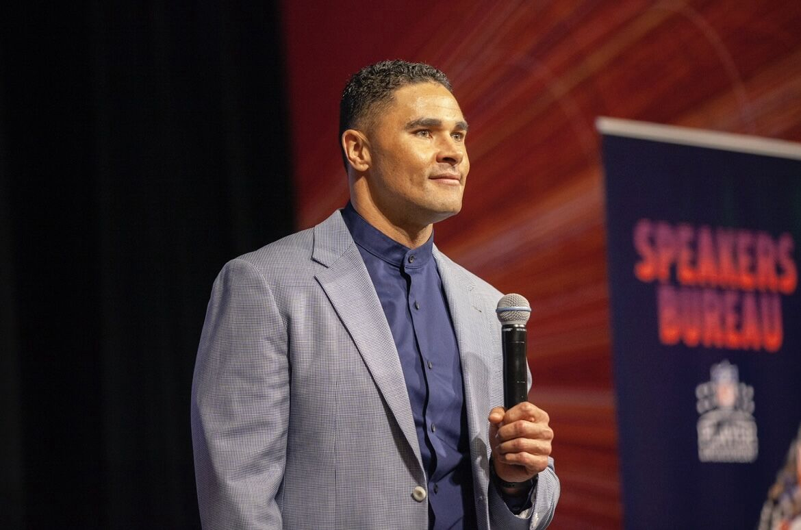 Thomas Williams, Author of DIG: Discover Your Depth, Determination, and Destiny Through Adversity